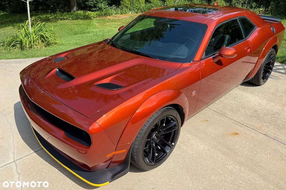 Dodge Challenger - 5