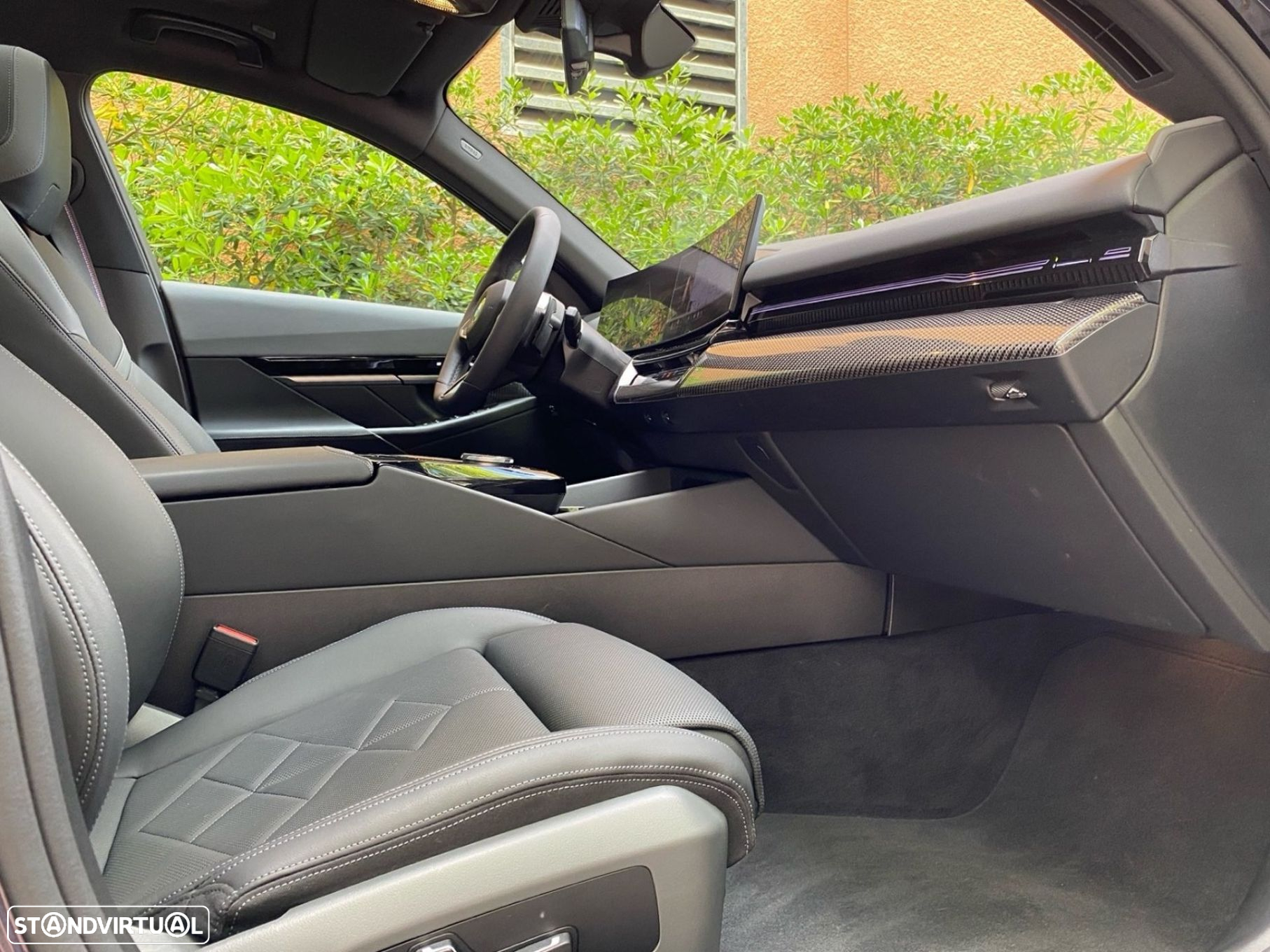 BMW 520 d Pack Desportivo M Pro - 18