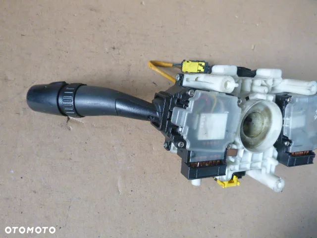 PRZEŁĄCZNIK ZESPOLONY HYUNDAI SANTA FE I 00-06 - 9