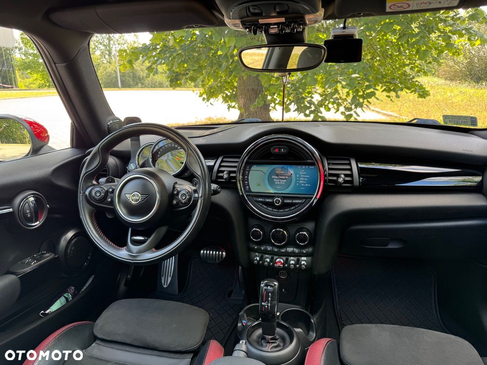 MINI John Cooper Works - 19