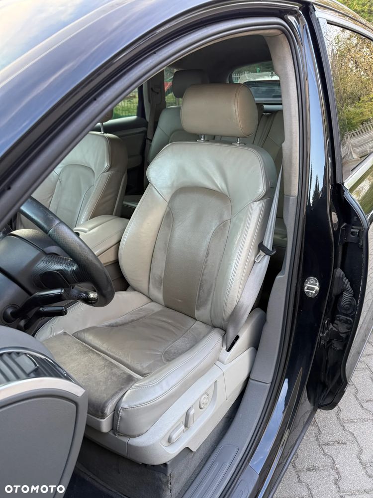 Audi Q7 - 12