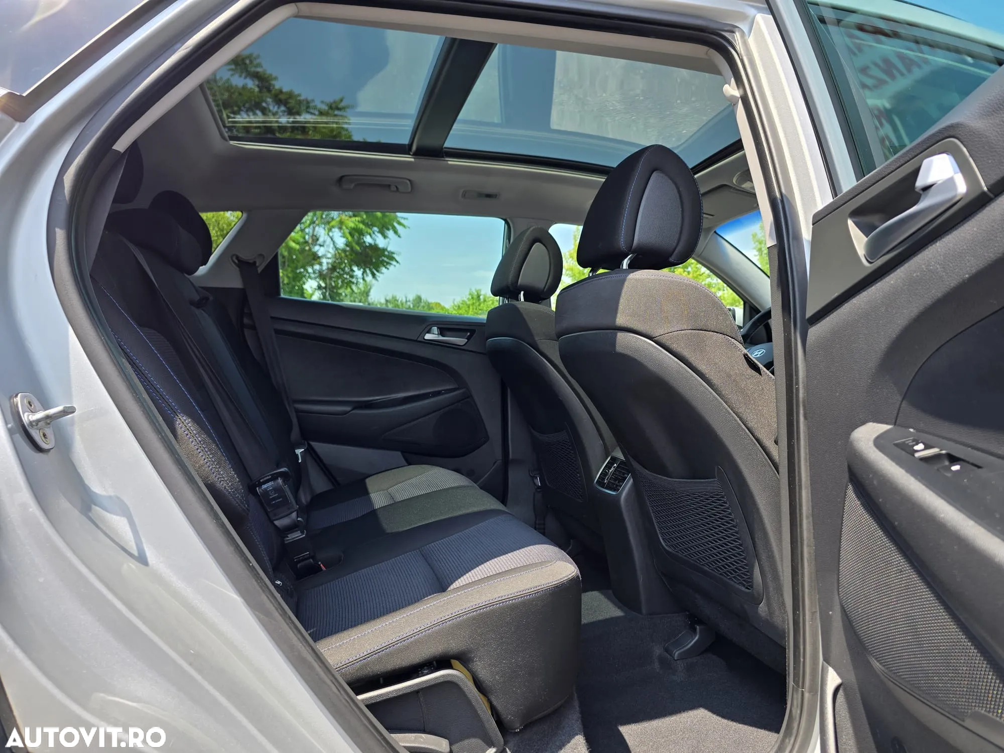 Hyundai Tucson 2.0 CRDI 4WD 6MT Style - 14