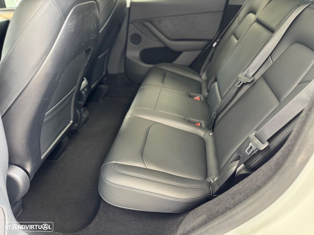 Tesla Model Y Long Range Tração Traseira - 42