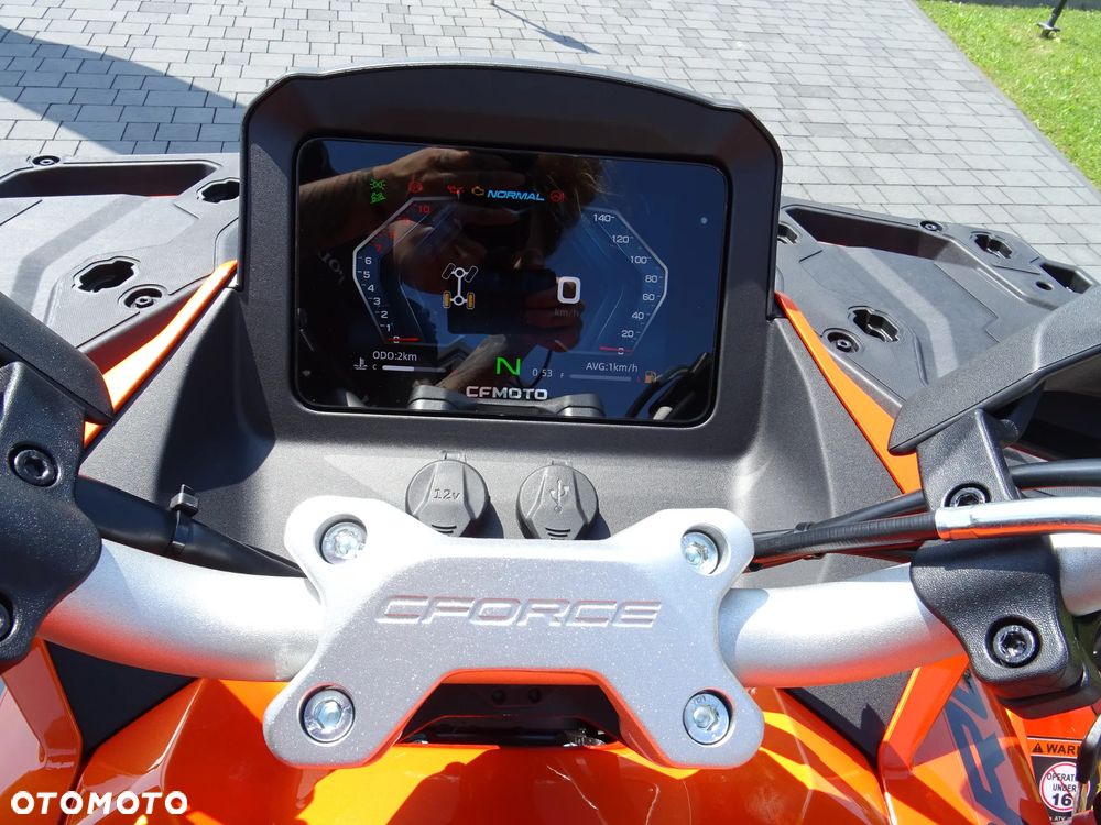 CFMoto CForce - 17