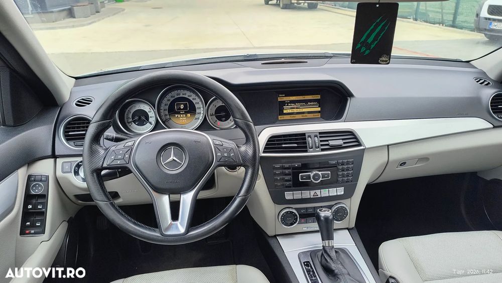 Mercedes-Benz C 180 CDI DPF (BlueEFFICIENCY) 7G-TRONIC - 7