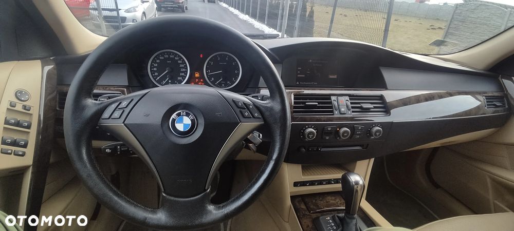 BMW Seria 5 - 12
