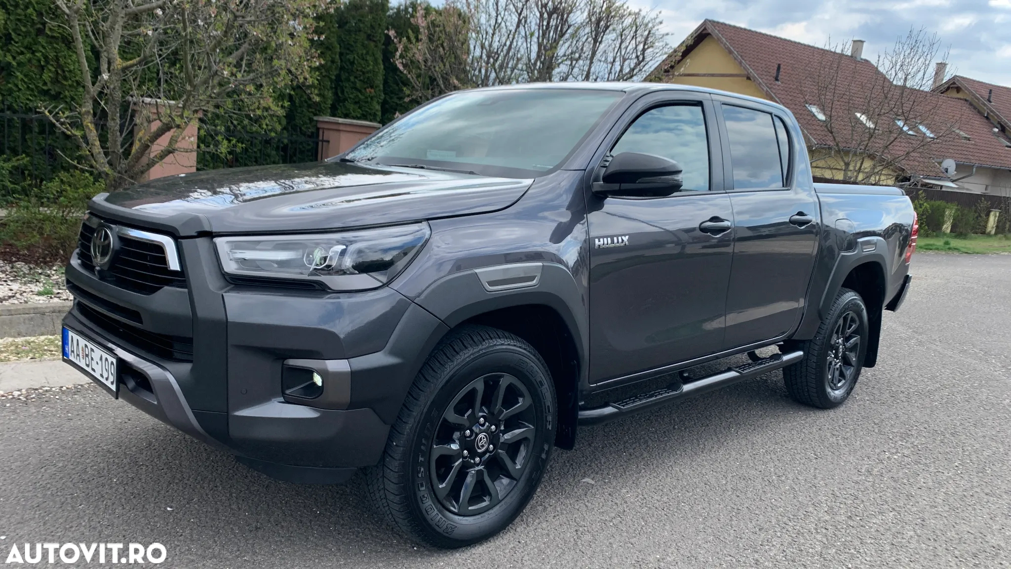Toyota Hilux 2.8D 204CP 4x4 Double Cab AT Invincible Color Edition - 4