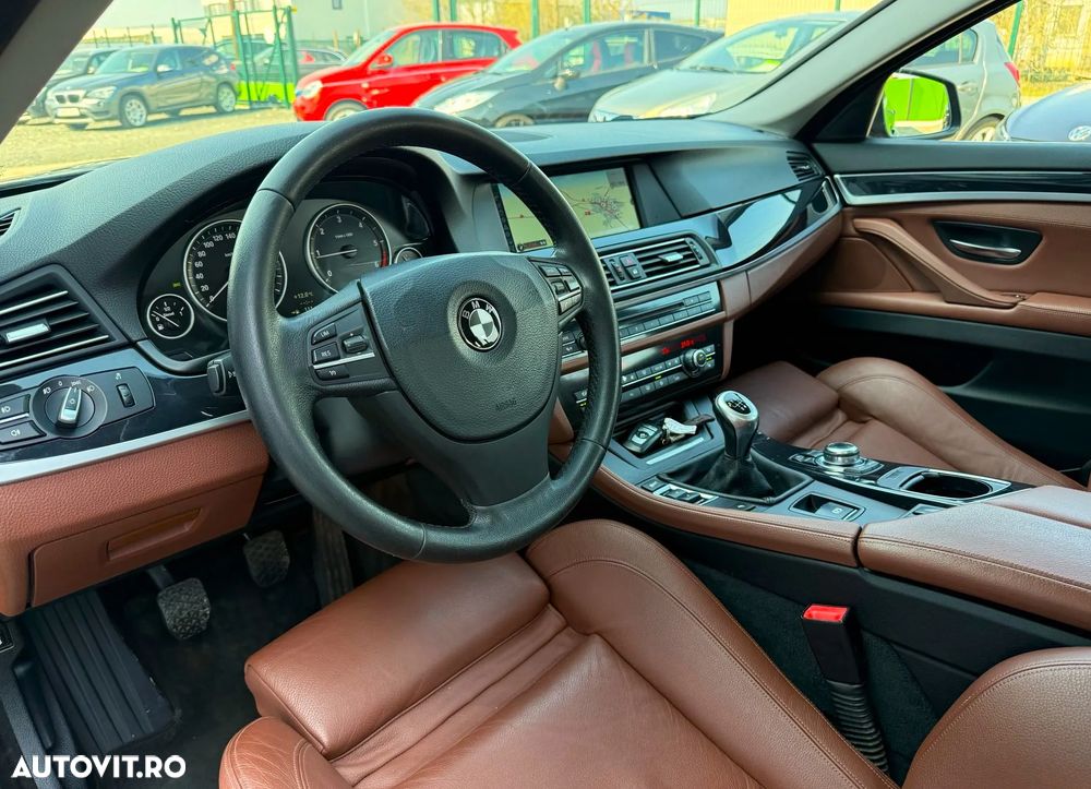 BMW Seria 5 520d - 16