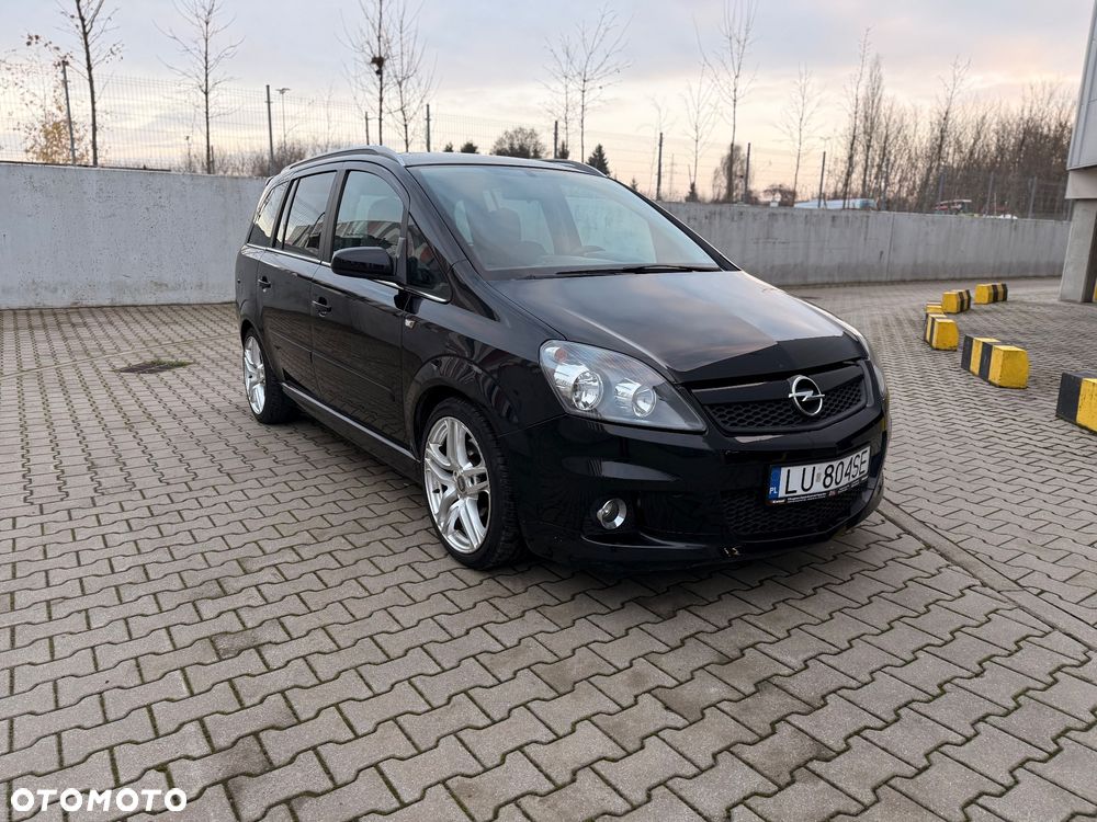 Opel Zafira OPC - 4