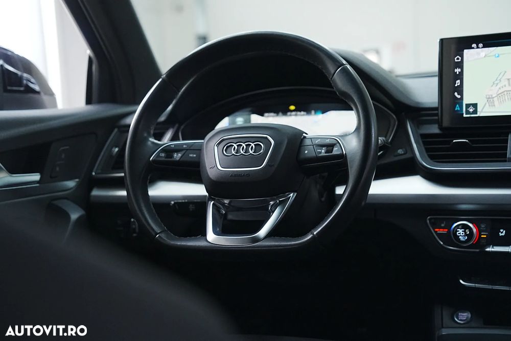 Audi Q5 50 TFSIe quattro S tronic S line business - 33