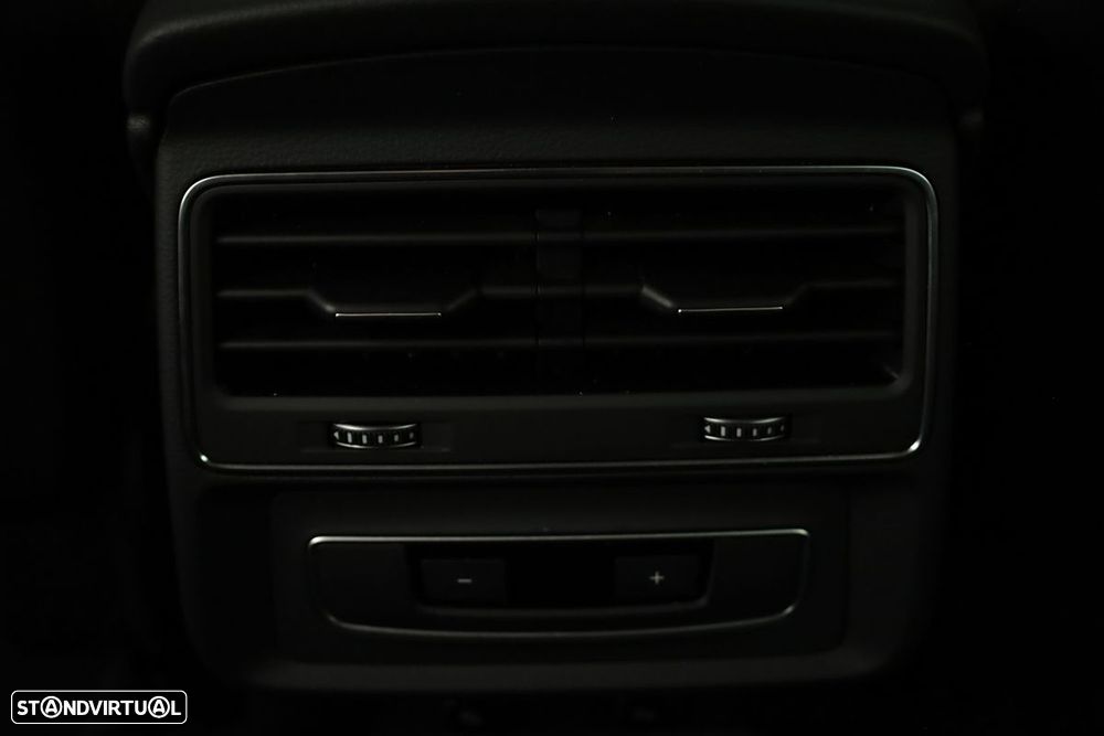 Audi Q7 55 TFSI quattro Tiptronic - 24