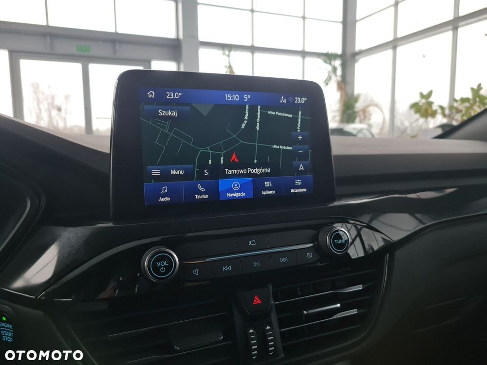Ford Kuga - 24