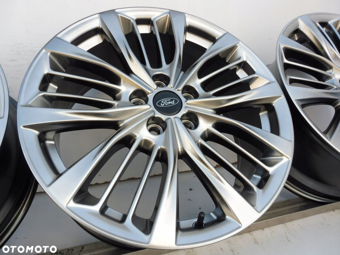 Felgi Ford OE LV4J-1007-A1A 7.5" x 18" 5x112 ET 50 - 4