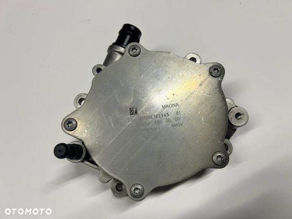 Mercedes A B,C,CLA,GLB 2,0 AMG pompa podciśnienia Vacum A2641800000 nowa