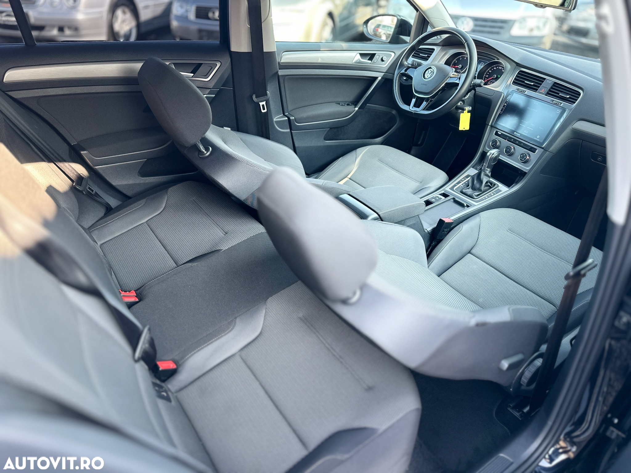 Volkswagen Golf Variant 1.4 TSI BlueMotion Technology DSG Comfortline - 5