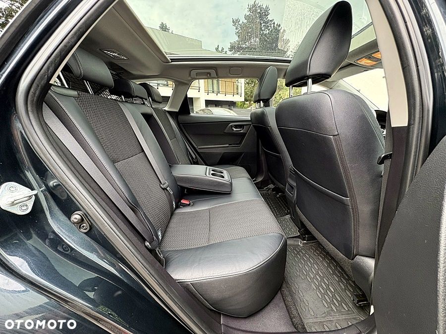 Toyota Auris 2.0 D-4D Executive - 20