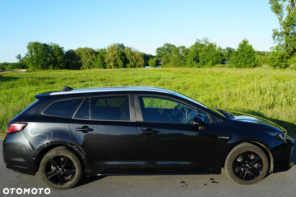 Toyota Corolla 2.0 Hybrid Comfort - 4