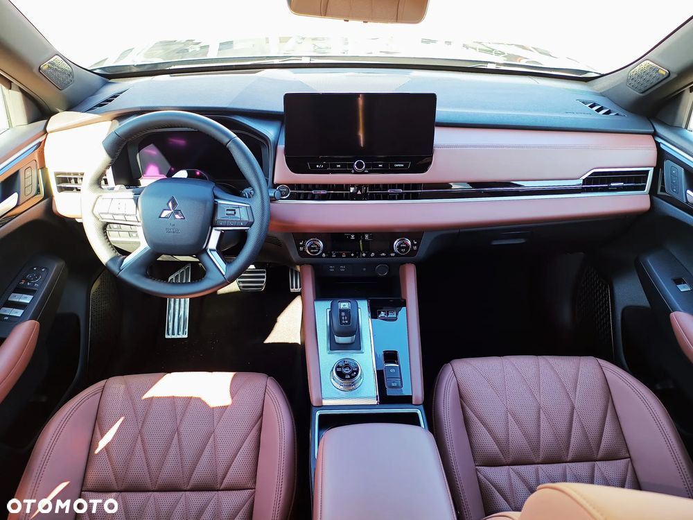 Mitsubishi Outlander Instyle - 13