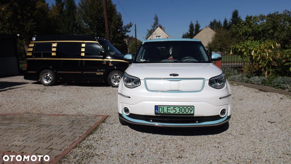 Kia Soul EV - 1