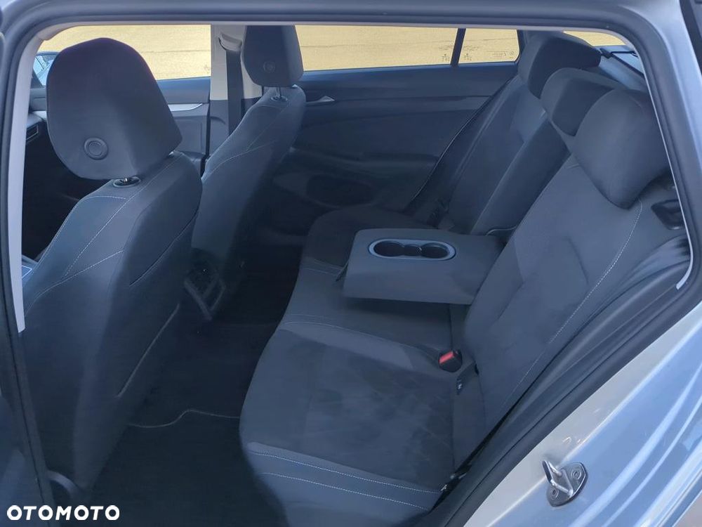 Volkswagen Golf 1.5 eTSI EVO Life DSG - 6