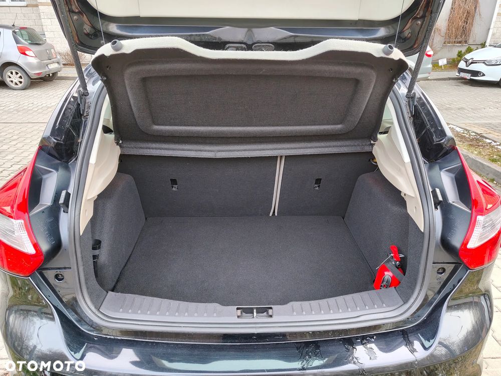 Ford Focus 1.6 Gold X (Trend) - 19