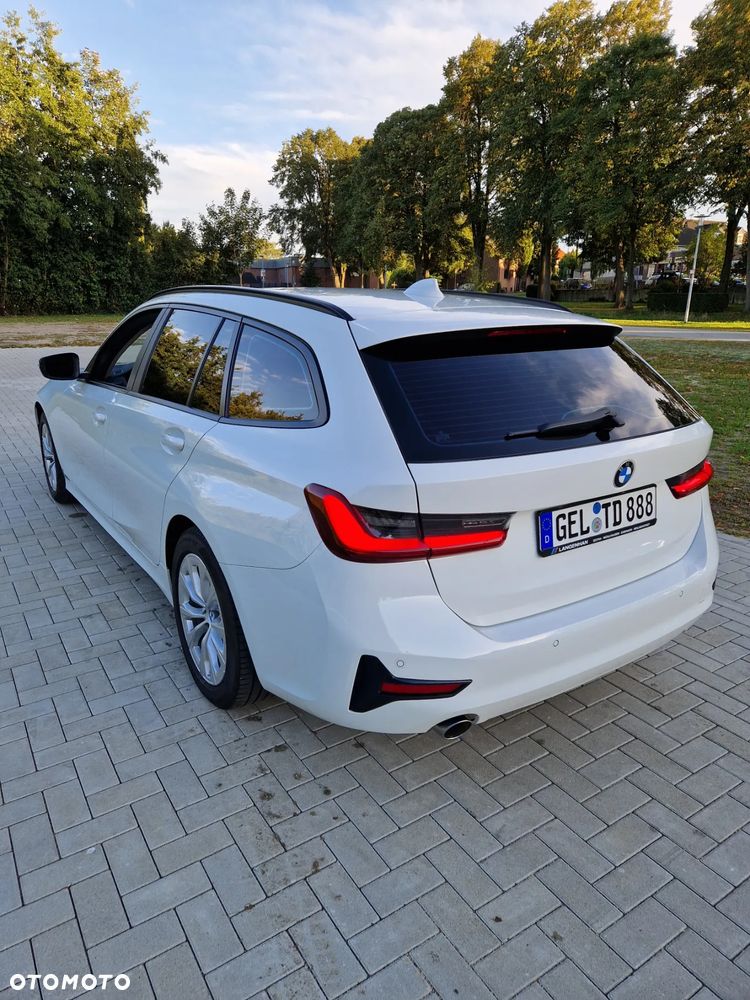 BMW Seria 3 318d Advantage - 8