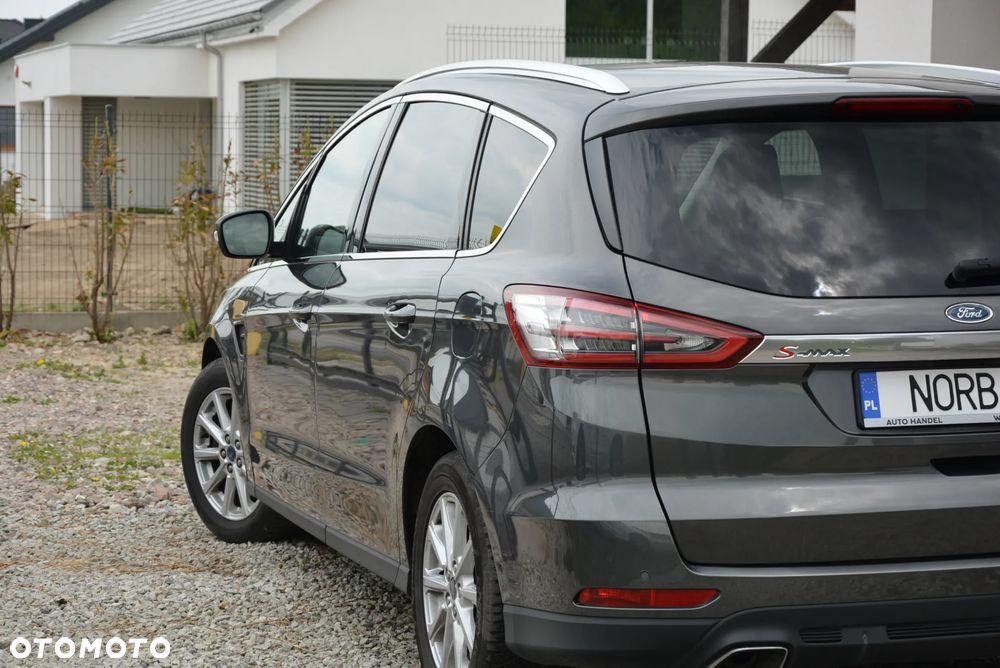 Ford S-Max 2.0 TDCi Titanium - 24