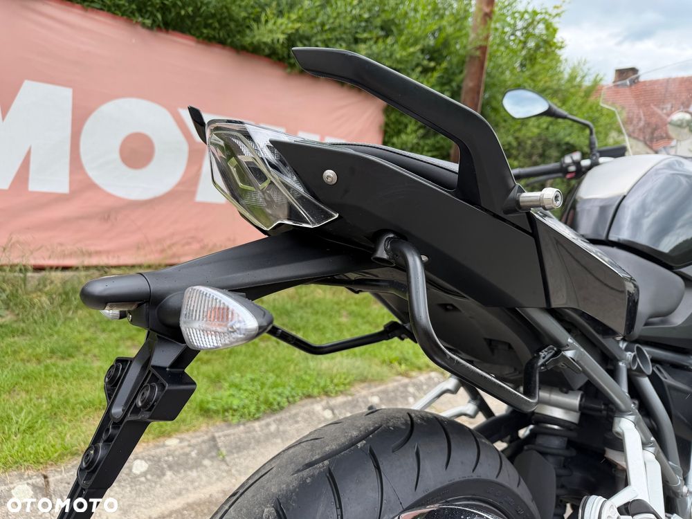 BMW R - 33