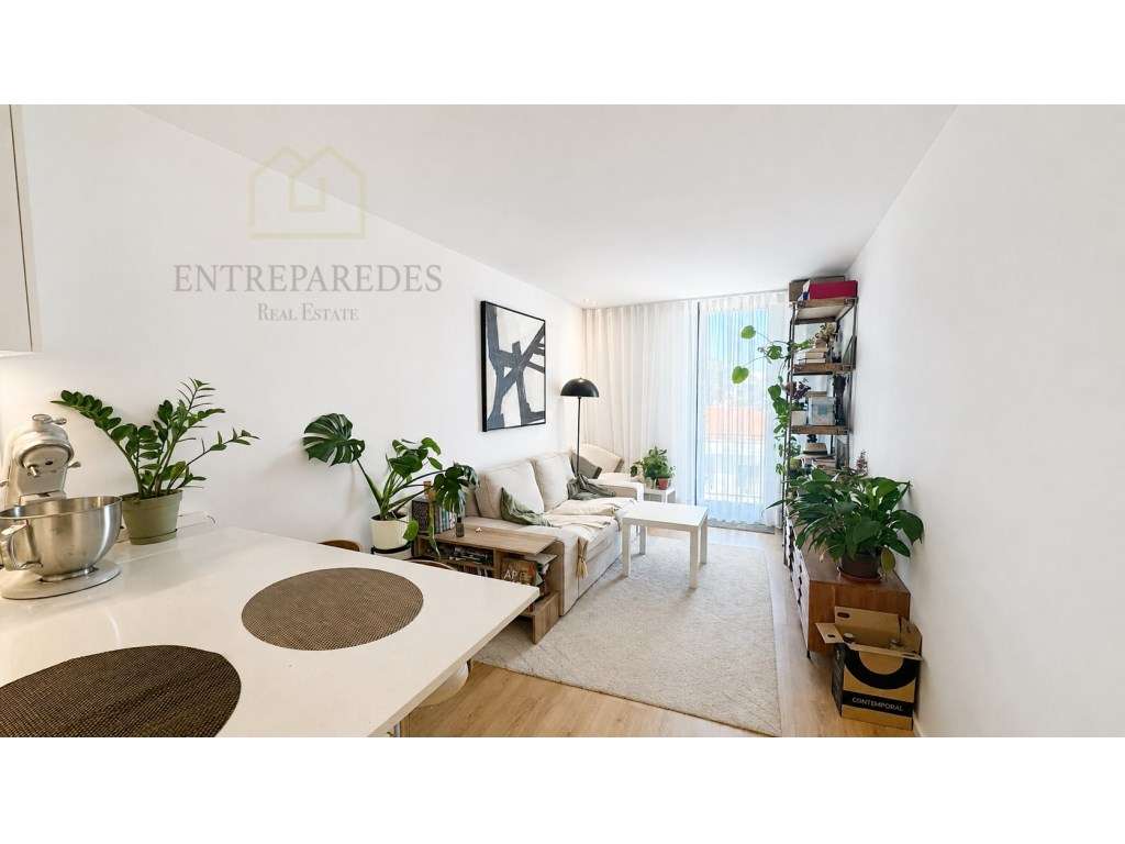 Apartamento T2 com Varanda para comprar | 5.º Piso | Rua Pinto Bess... - Grande imagem: 3/27