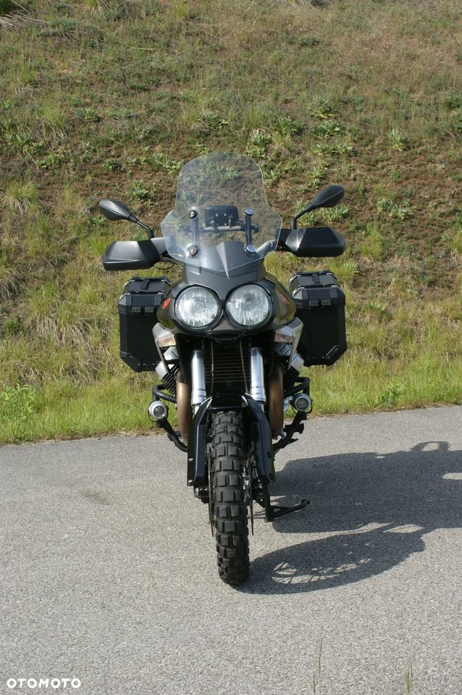 Moto Guzzi Stelvio - 5