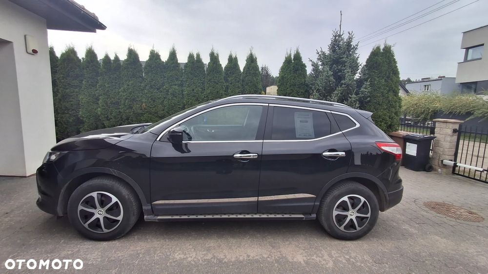 Nissan Qashqai - 2