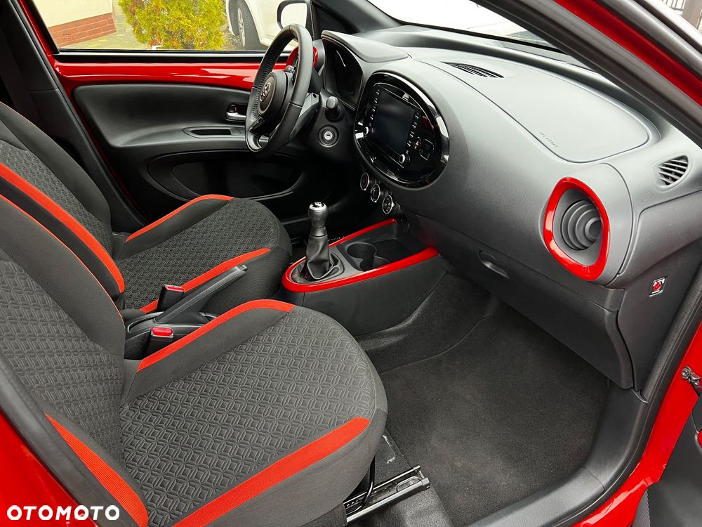 Toyota Aygo X Air Style - 20
