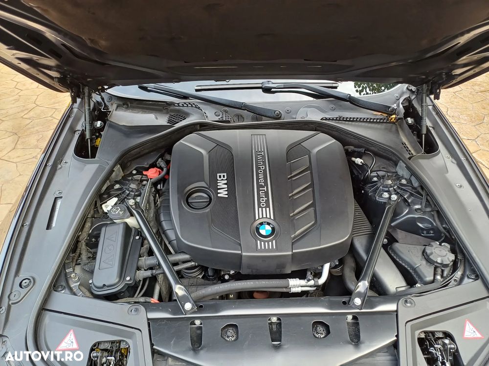 BMW Seria 5 520d Aut. Edition Fleet - 20