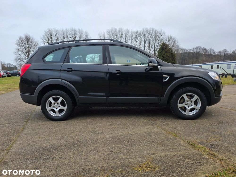 Chevrolet Captiva 2.0 d LT base 5os - 8
