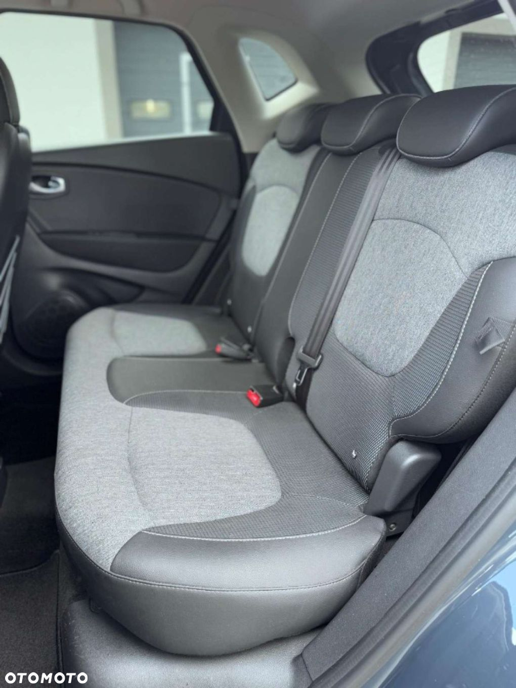 Renault Captur - 17