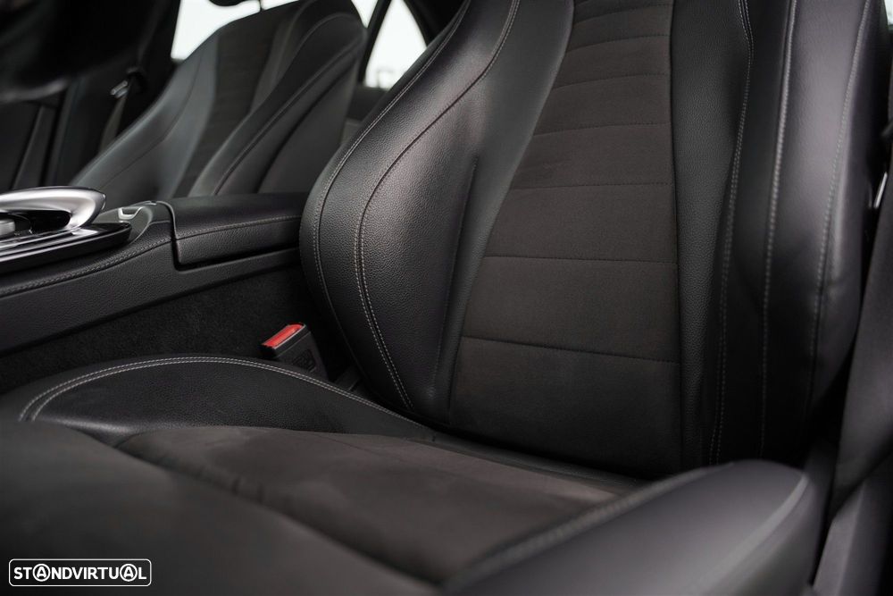 Mercedes-Benz E 220 d AMG Line - 30