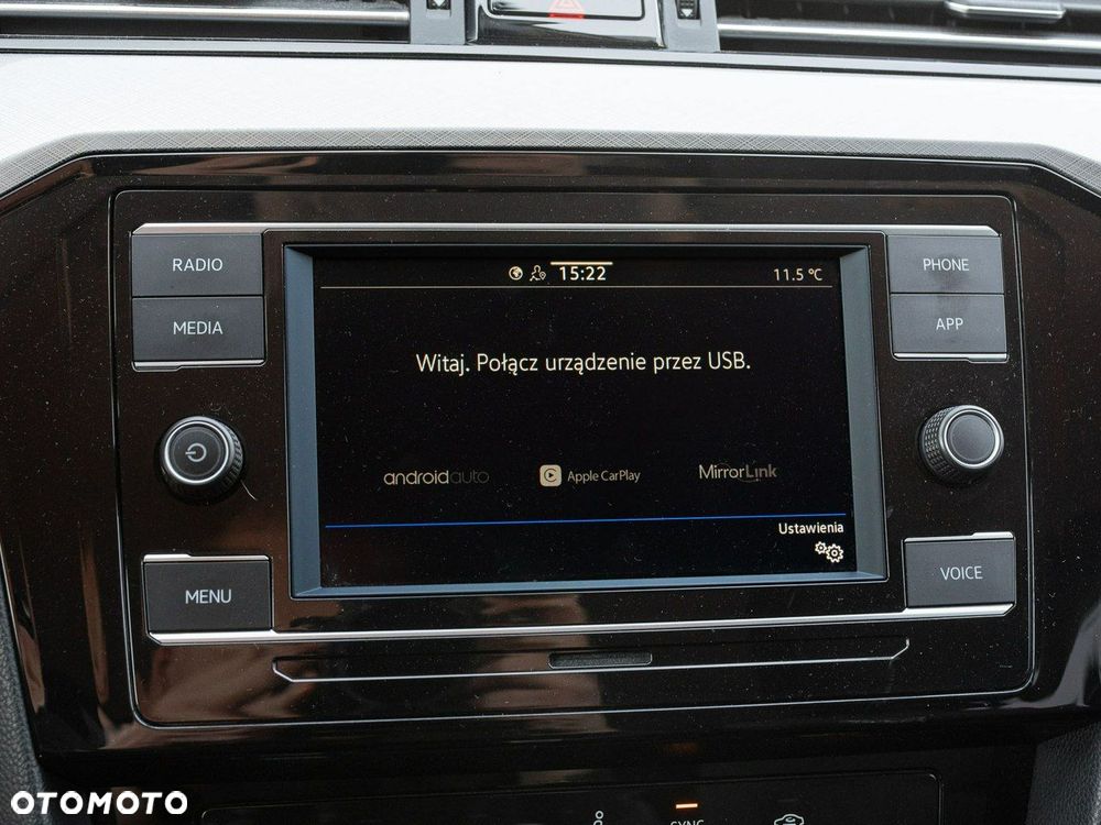Volkswagen Passat - 22