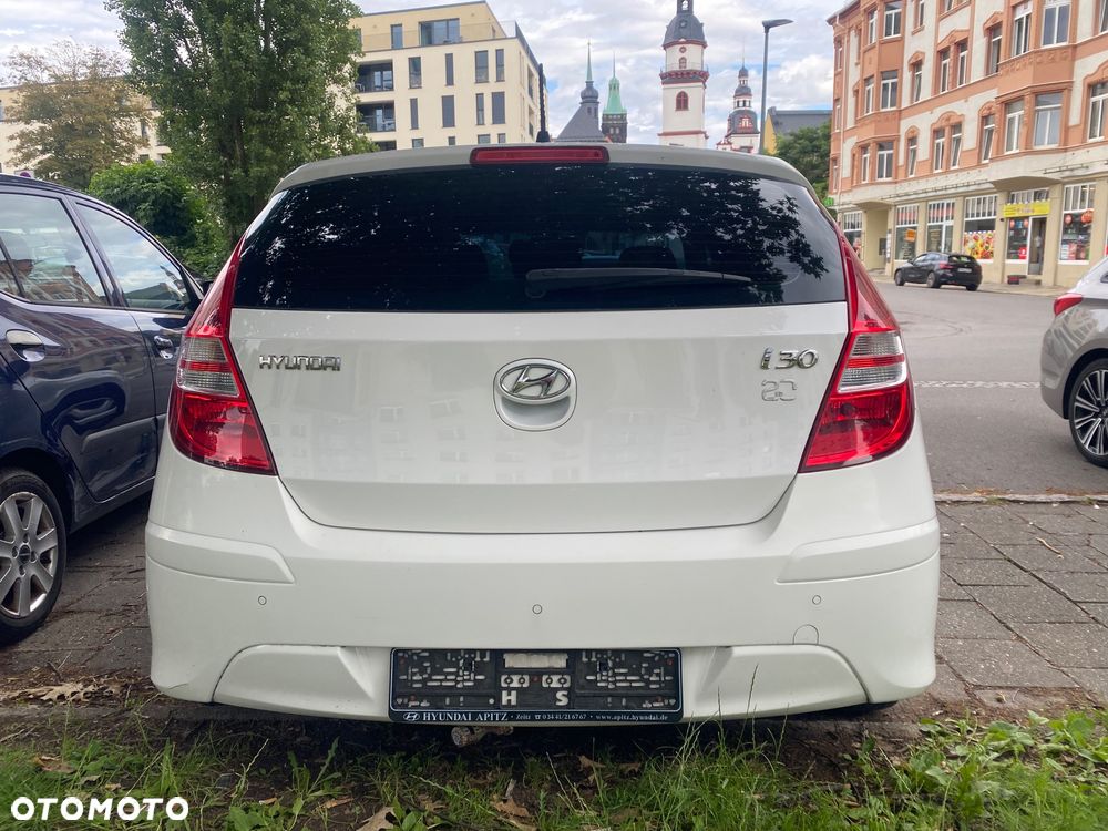 Hyundai i30 1.4 Base + World Cup - 5