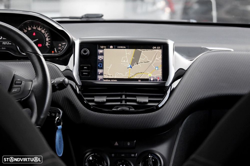 Peugeot 2008 1.6 BlueHDi Style - 13