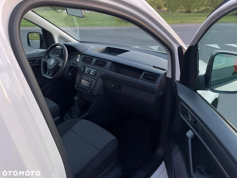 Volkswagen Caddy - 9