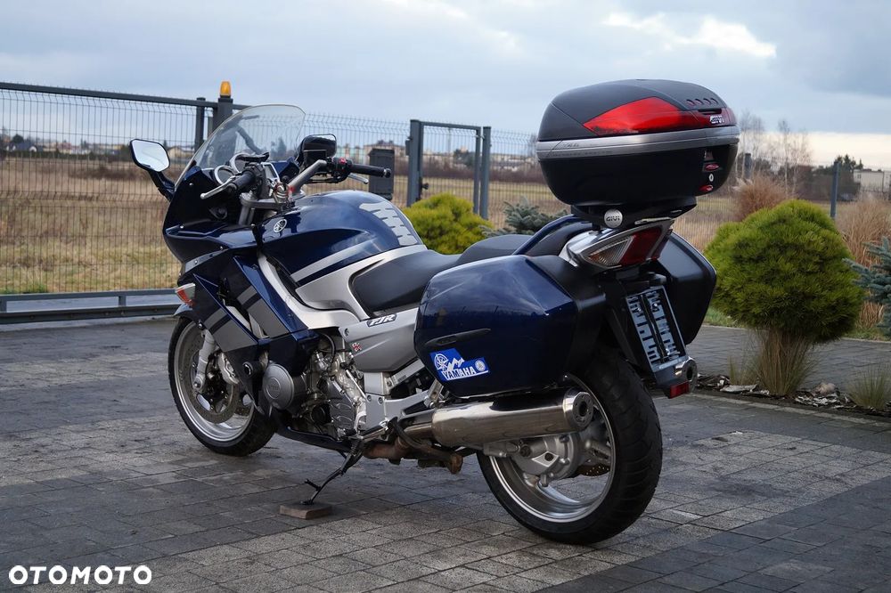 Yamaha FJR - 8