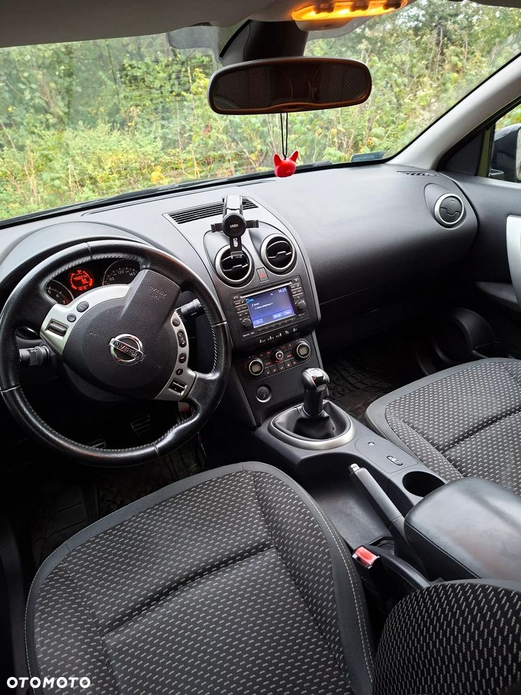 Nissan Qashqai - 24