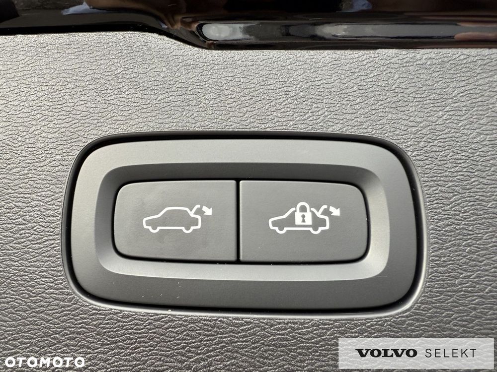 Volvo V60 Cross Country - 12