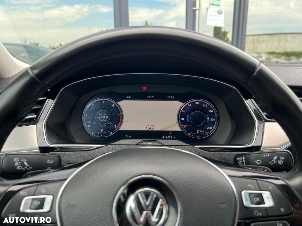 Volkswagen Passat - 20