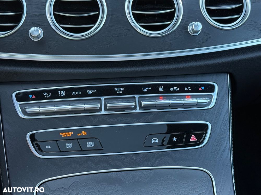 Mercedes-Benz E 300 de 9G-TRONIC AMG Line - 19