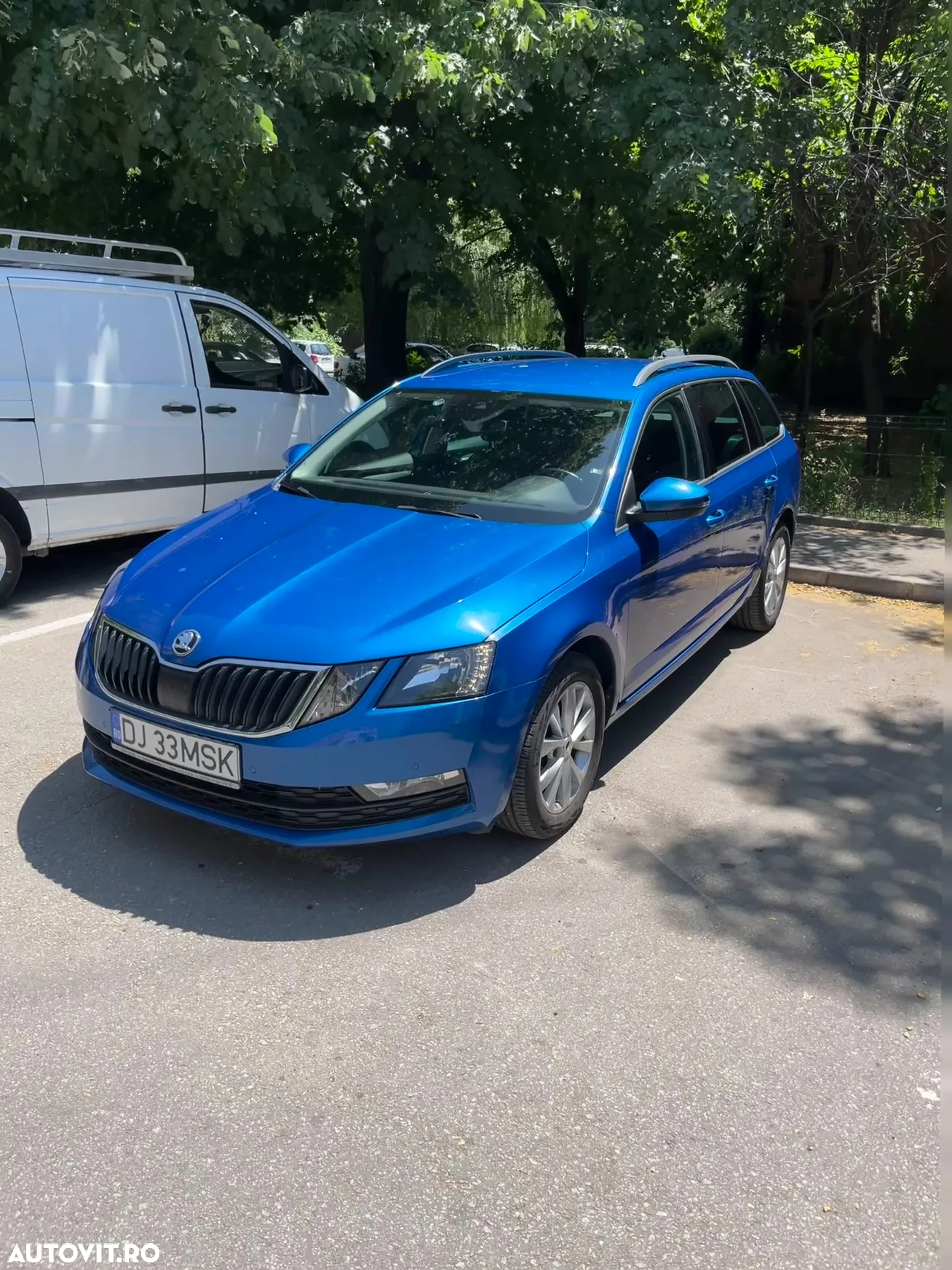 Skoda Octavia 1.6 TDI DSG Ambition - 10