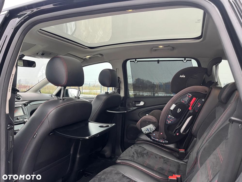 Ford S-Max 2.0 TDCi DPF Titanium X - 13