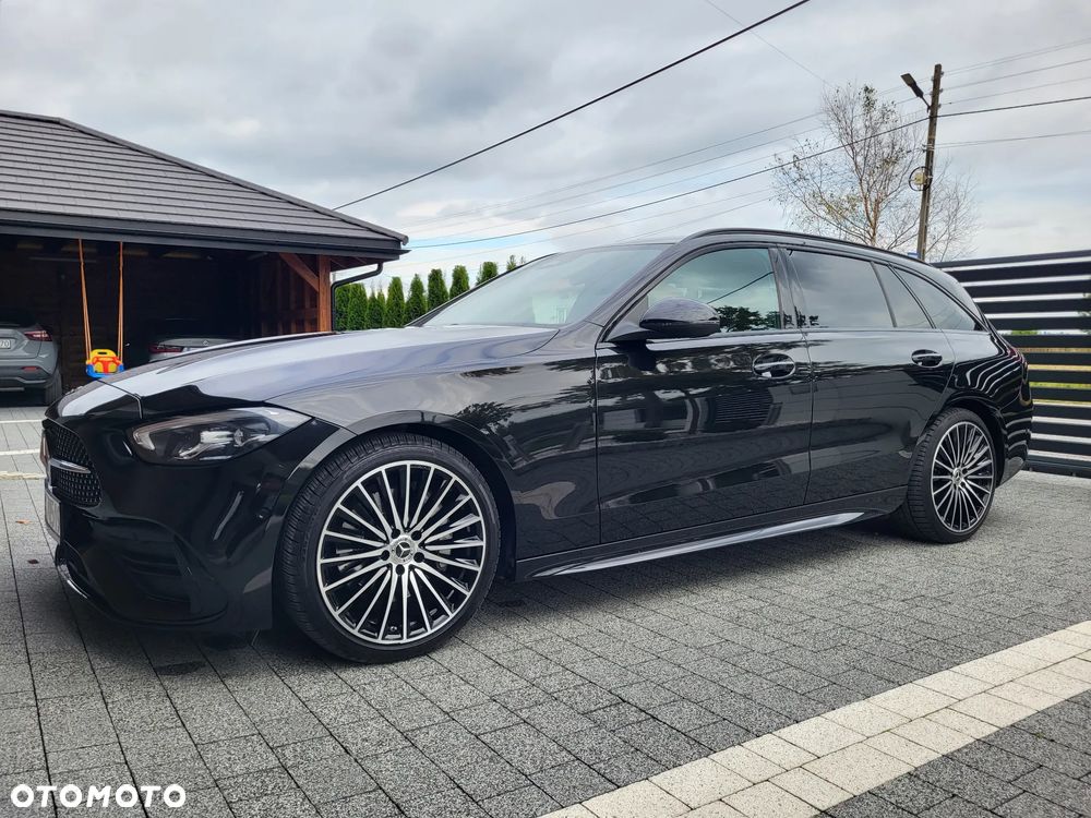 Mercedes-Benz Klasa C 220 d 4Matic T 9G-TRONIC AMG Line - 3