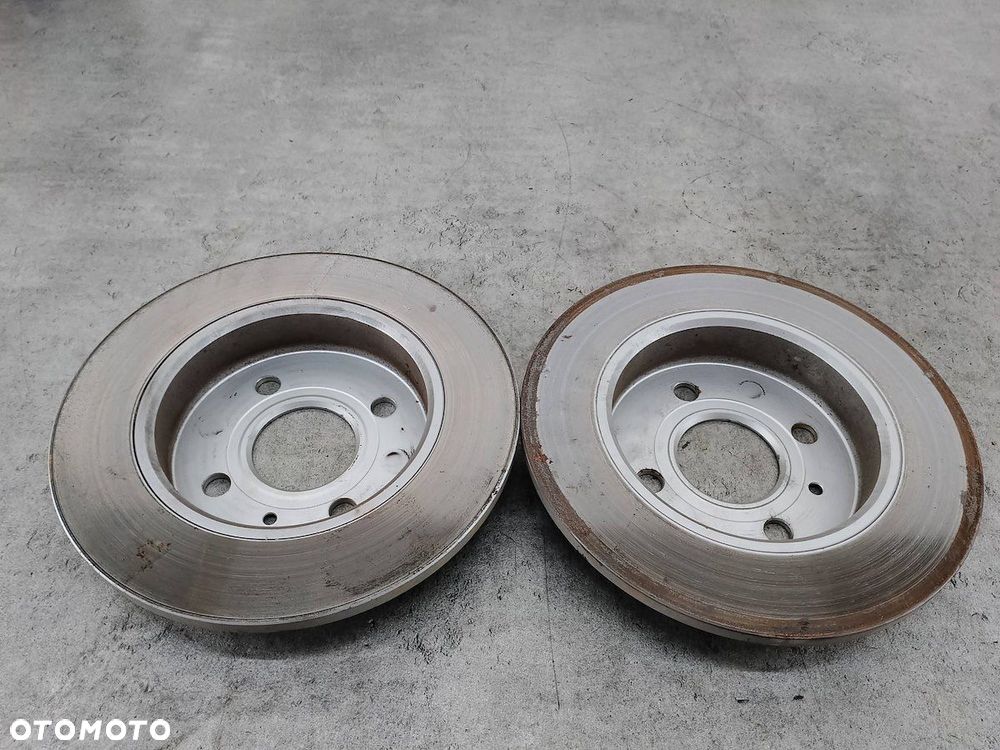 TARCZE HAMULCOWE TYŁ OPEL ASTRA G 0986478882 BOSCH 1.6 16V - 5