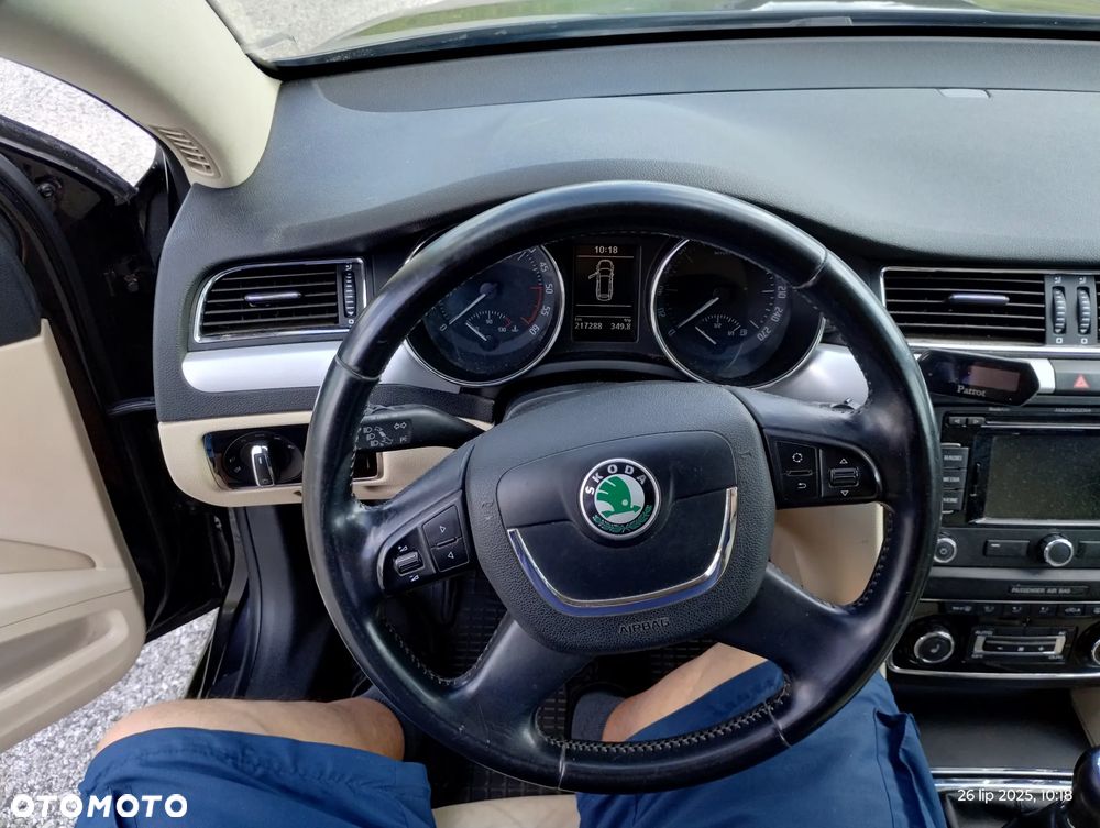 Skoda Superb 2.0 TDI Platinum - 15